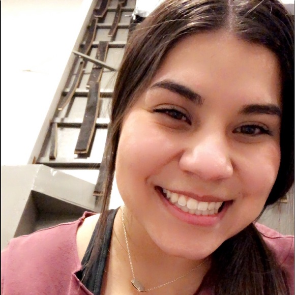 alexis_renee32